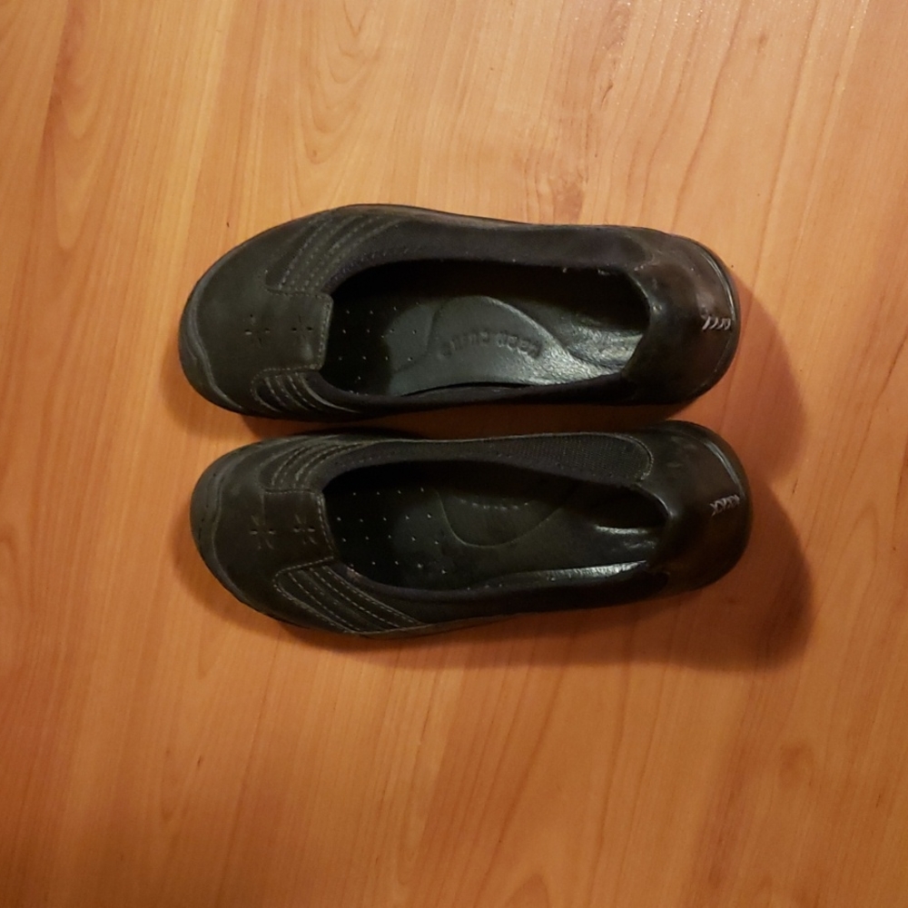 Womens keen slipons